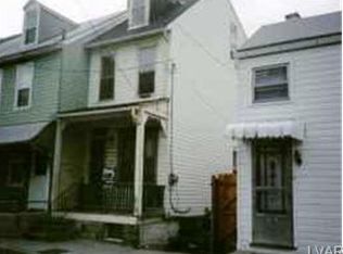 938 Oak St, Allentown, PA 18102