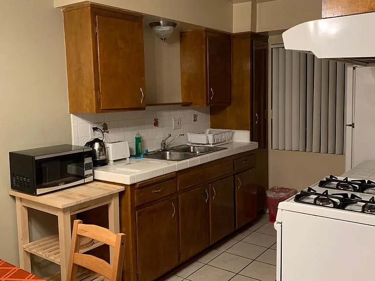 211 N Huntington Ave #11 — Photo 5