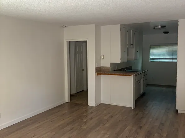 2405 E Spaulding St APT 2, Long Beach, CA 90804