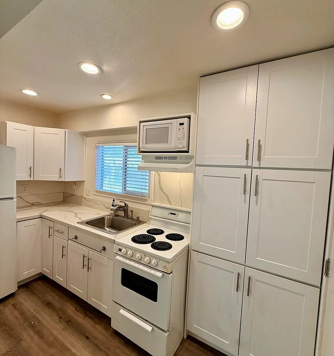 761-765 Walnut Avenue Long Beach CA 90813 — Photo 2