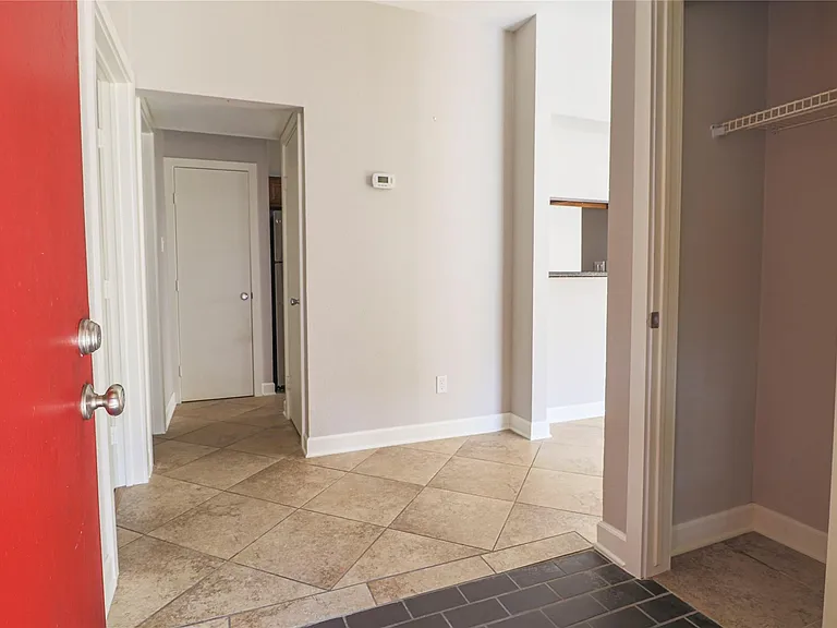 2025 Augusta Dr #1005 — Photo 17