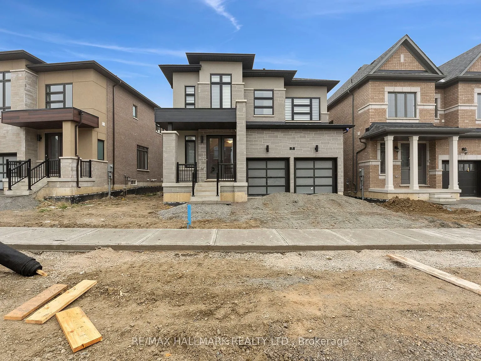 4 bed, $4,000 — Photo 3