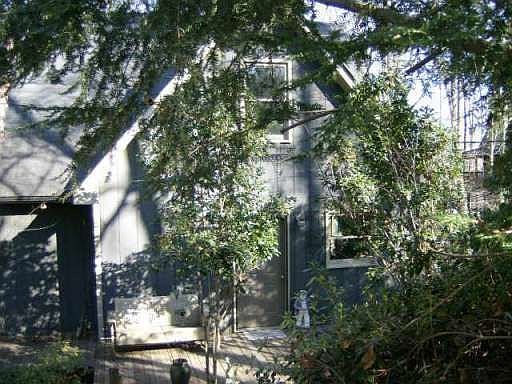 2nd image of 272 Eastview Dr