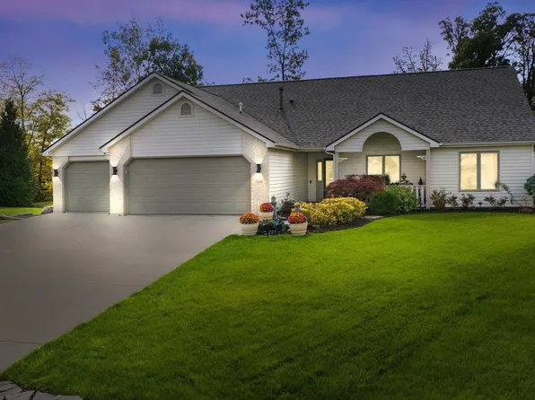 5109 Fox Mill Run, Fort Wayne, IN 46835