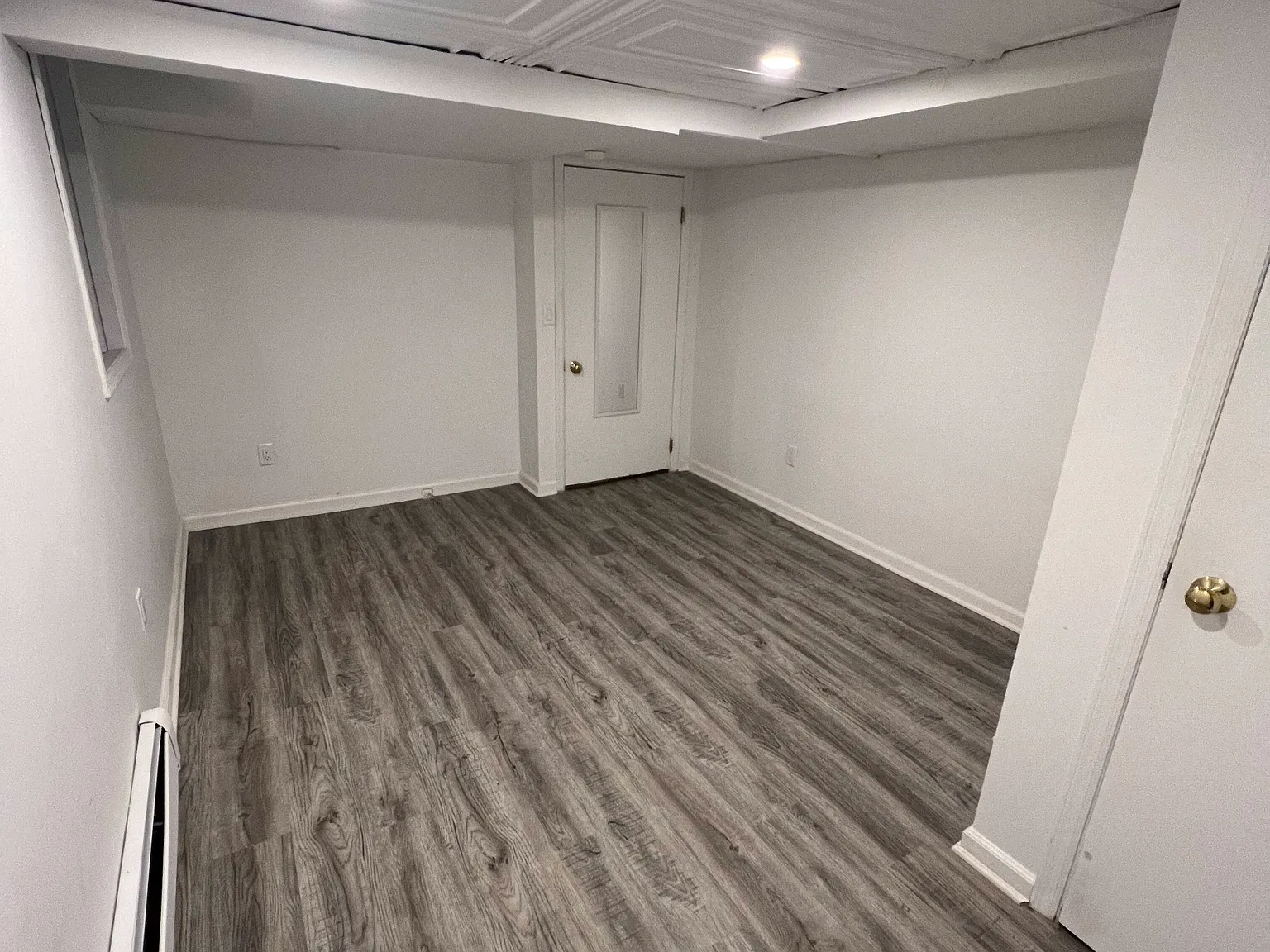 4 bed, 3500 sqft, $700 — Photo 3