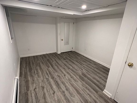 3rd image of 1594 Hague Ave #2