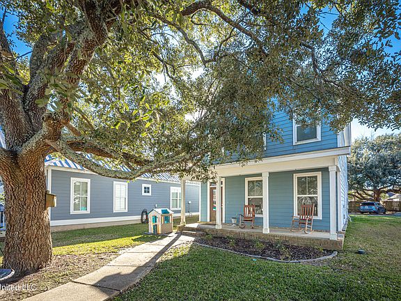 4th image of 16 Sweetgrass Ln