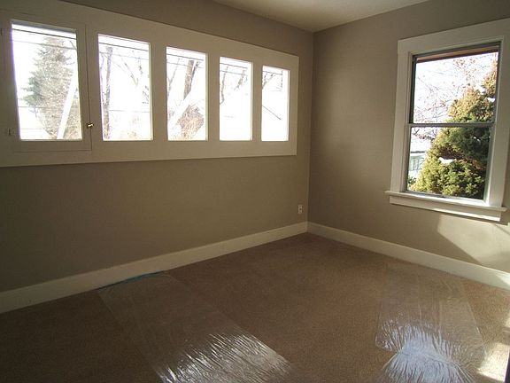 3rd image of 1054 E Harvard Ave