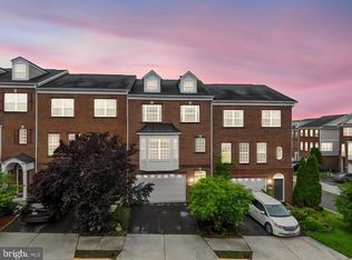 20837 Houseman Ter, Ashburn, VA 20148