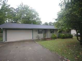 5430 Country Village Dr, Ooltewah, TN 37363