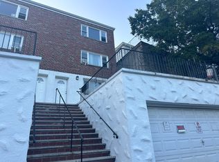 85 Halley St APT 3, Yonkers, NY 10704