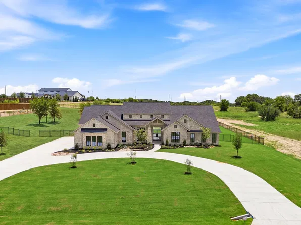 10604 Fleming Slough Dr, Fort Worth, TX 76179