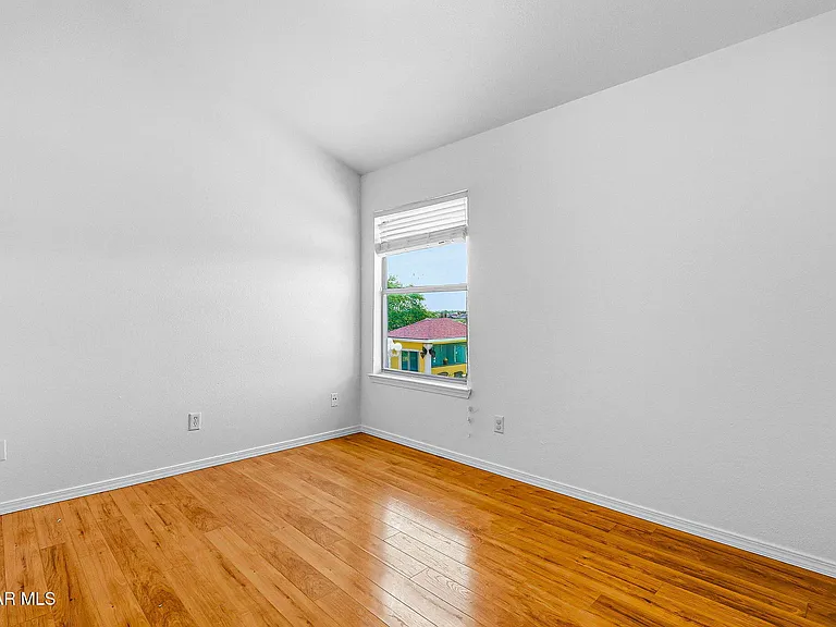 3749 Leticia St — Photo 23