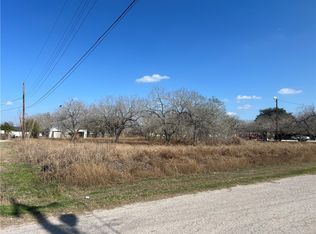 Marigold Ave, Mathis, TX 78368