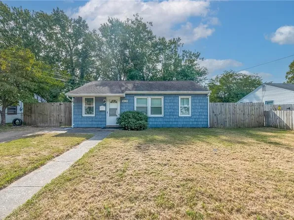 423 Cedar Dr, Hampton, VA 23669