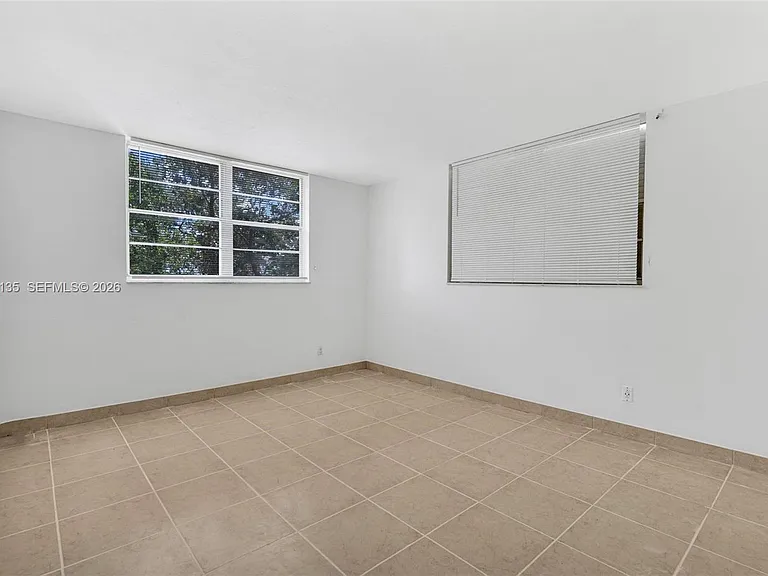 1465 NE 123rd St #416 — Photo 16
