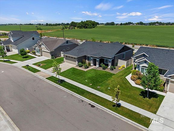 3rd image of 6194 E Mayfield Dr