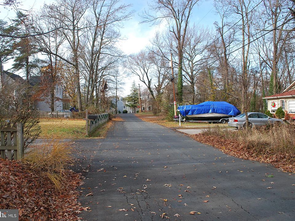 2nd image of 1012 Carrs Rd