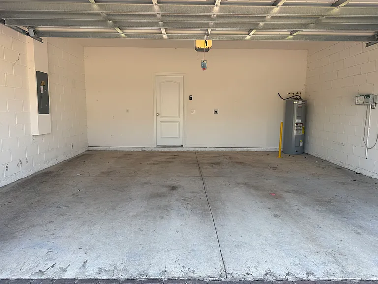 730 Rivington Ave — Photo 23