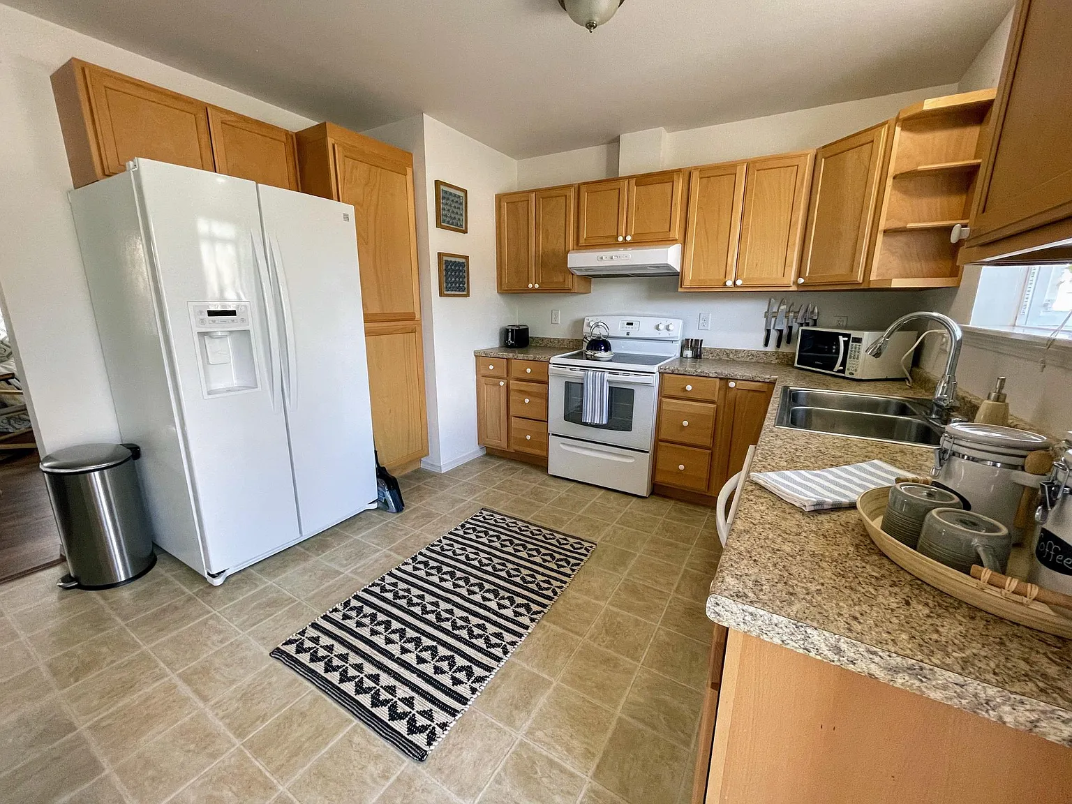 1 bed, 850 sqft, $1,800 — Photo 4
