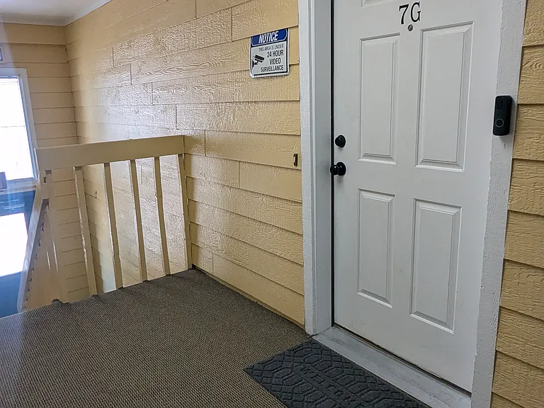 1067 Ingalls St #7G — Photo 32