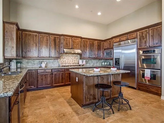 36651 N Porta Nuova Rd — Photo 10