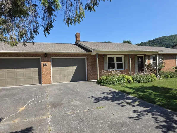 141 Mayfield Dr, Elizabethton, TN 37643