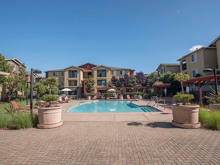 Sterling Village Apartment Homes — Photo 9
