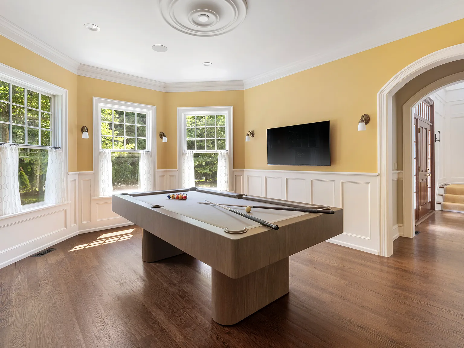 Recently Reimagined in East Hampton — Photo 3