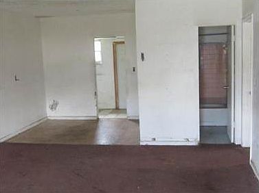 3rd image of 15745 NW 39th Pl