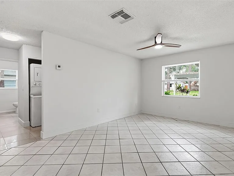 7133 Pinewood Dr — Photo 5