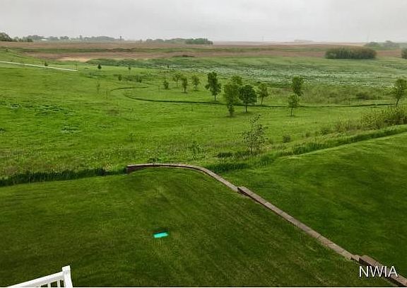 5th image of 6807 Coyote Run