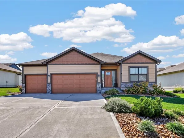 13755 NW 75th St, Kansas City, MO 64152