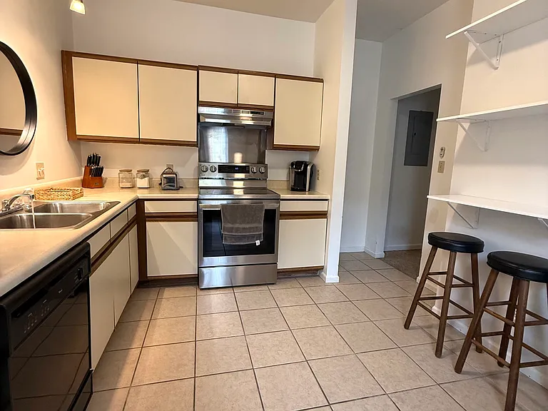 2702 S 13th St #B — Photo 19