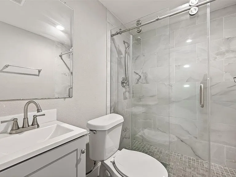 1511 Scharpe St #2 — Photo 11