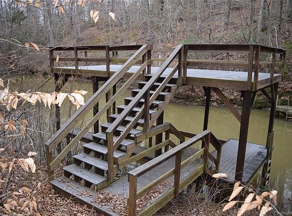 3rd image of 8387 Marina Ln