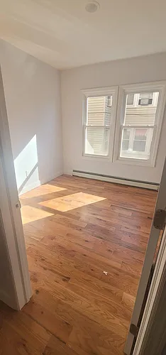 37 William St #1-2-4 Photo 1