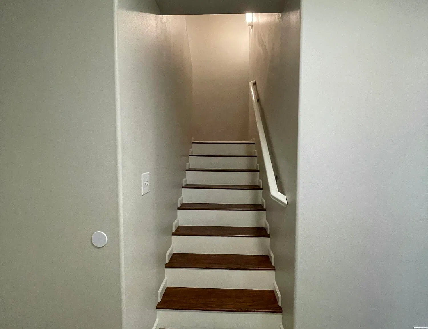 2 bed, 2.0 bath, 1443 sqft, $2,700 — Photo 4