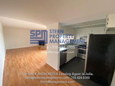 5th image of 3101 Bagley Ave APT 9