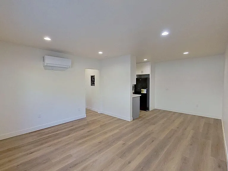 829 N Garfield St — Photo 18