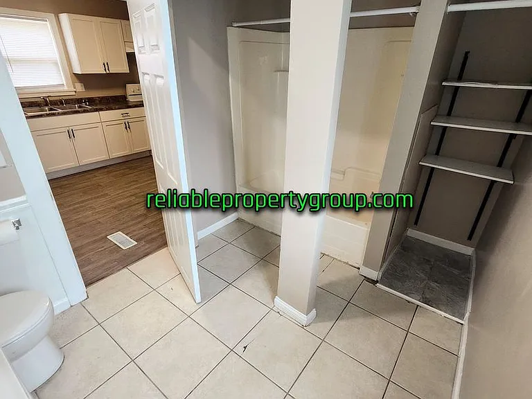 436 E Taber St — Photo 7