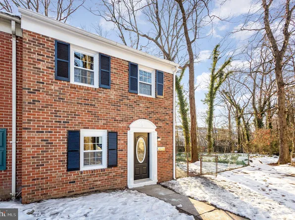 9 Farrell Ln, Fredericksburg, VA 22408