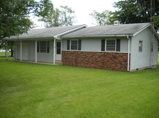 702 E Hosick St, Enfield, IL 62835