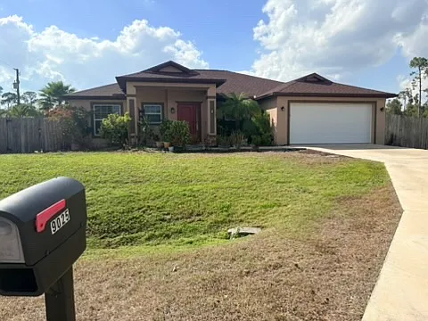 9025 Murcott Dr W — Photo 1