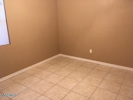 5th image of 1811 Cherubusco St