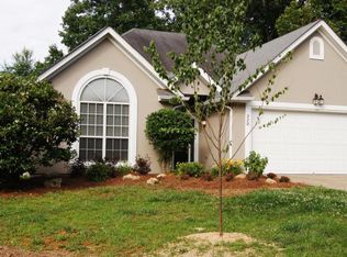 320 Cyndica Dr, Chattanooga, TN 37421
