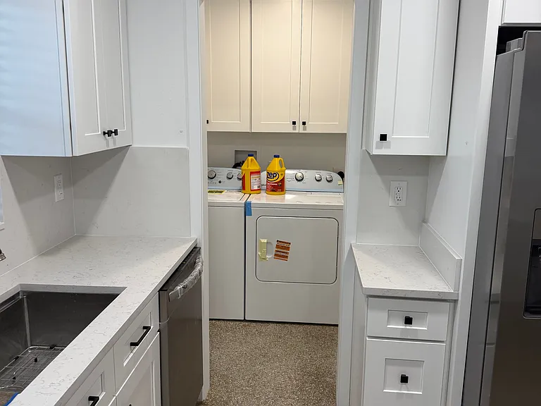 182 W Lakeview Ave — Photo 28