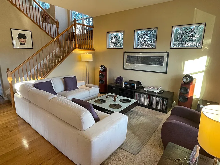 2201 Creekside Dr — Photo 12