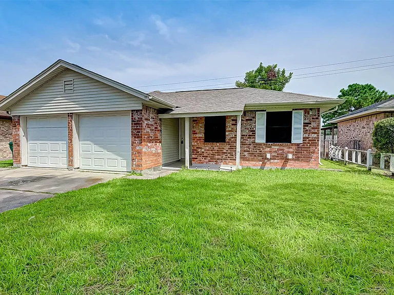 4739 Parkland St — Photo 4