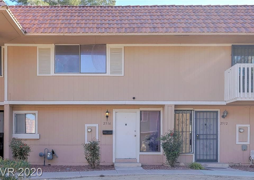 1st image of 2516 Paradise Village Way